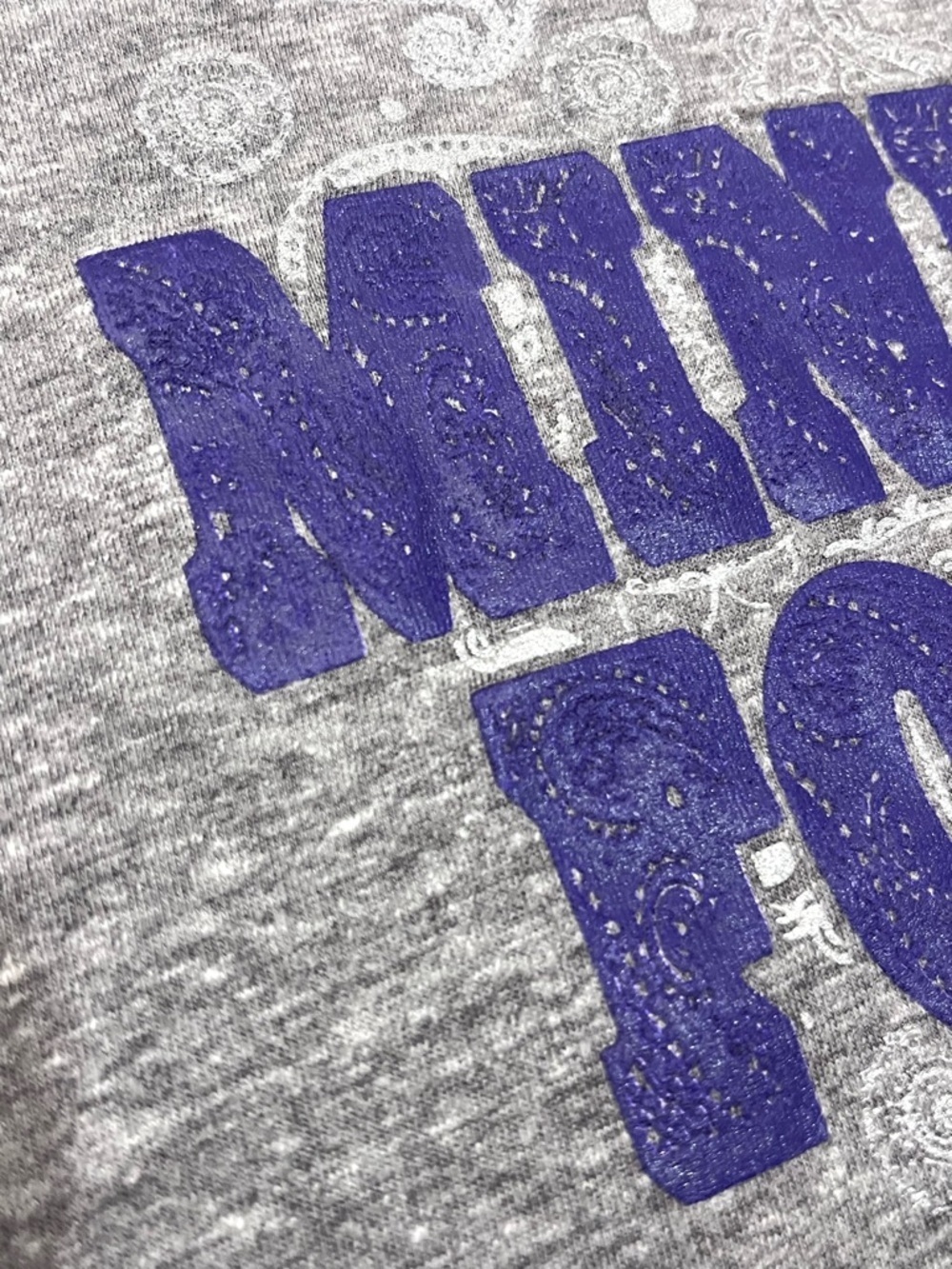Minnesota Vikings “Minnesota Forever” Gray Purple V-Neck Youth Teen Tee T-Shirt - Picture 8 of 16